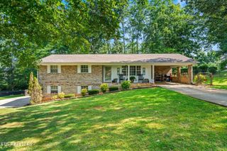 3026 Oliver St, White Pine, TN 37890