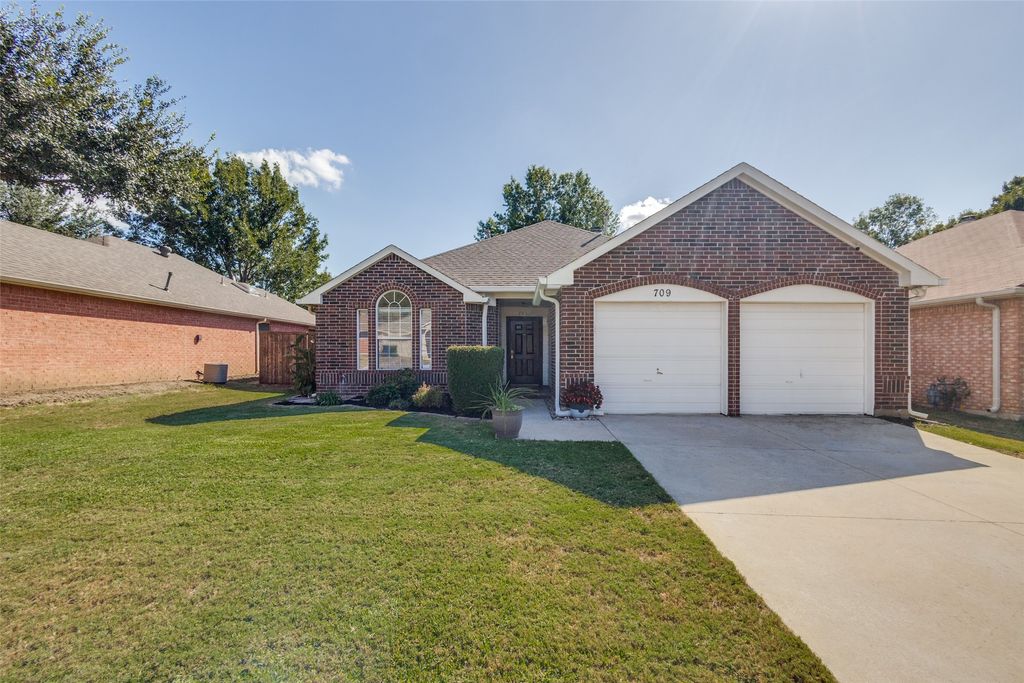 709 Paisley Drive, Flower Mound, TX 75028 — exterior