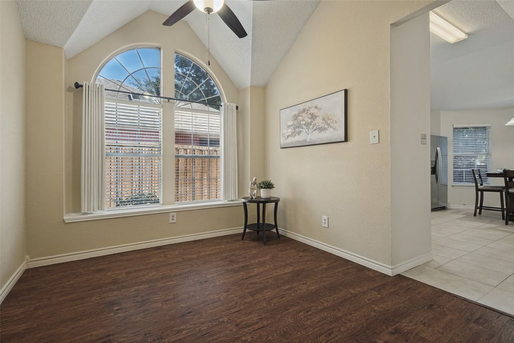 709 Paisley Drive, Flower Mound, TX 75028 — photo 4