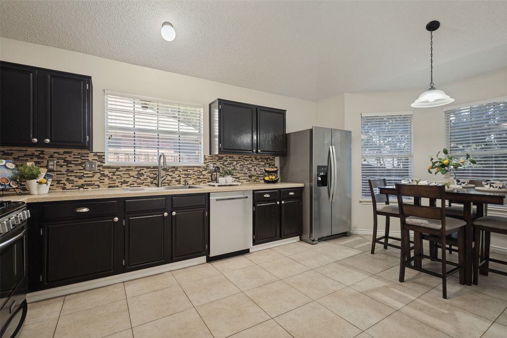 709 Paisley Drive, Flower Mound, TX 75028 — photo 5
