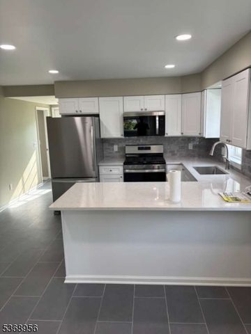 246 Main Ave, Long Hill Twp., NJ 07980