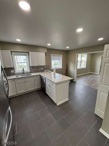 246 Main Ave, Long Hill Twp., NJ 07980