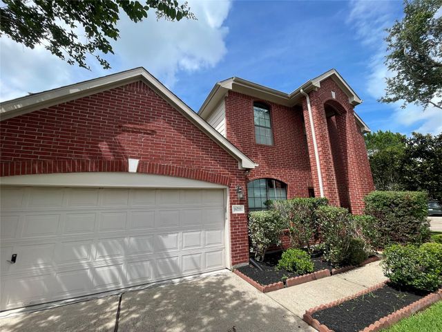 16211 Quiet Canyon Court, Friendswood, TX 77546