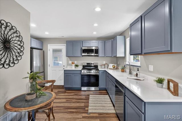 604 Harrison Street, Florissant, MO 63031