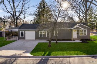 604 Harrison Street, Florissant, MO 63031
