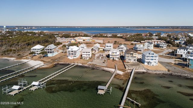 127 Sound Point Drive, Harkers Island, NC 28531