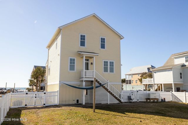 127 Sound Point Drive, Harkers Island, NC 28531