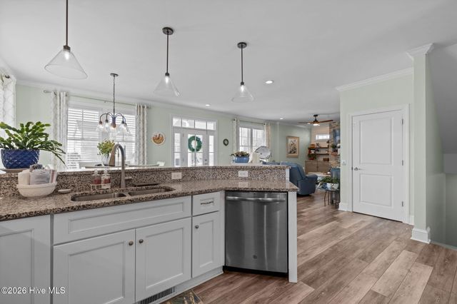 127 Sound Point Drive, Harkers Island, NC 28531