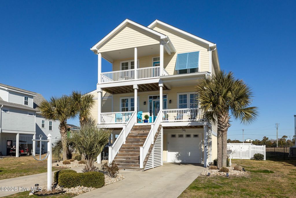 127 Sound Point Drive, Harkers Island, NC 28531