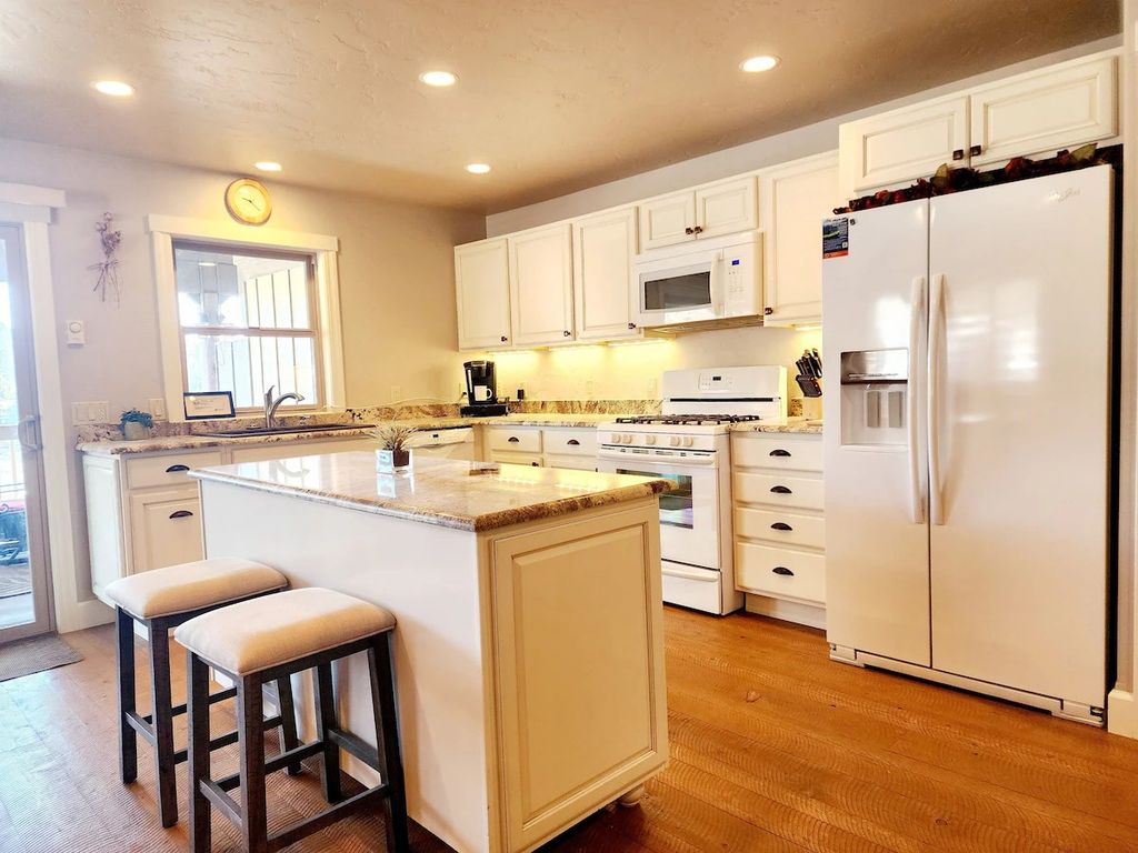 425 Grand Drive, Bigfork, MT 59911 photo 42