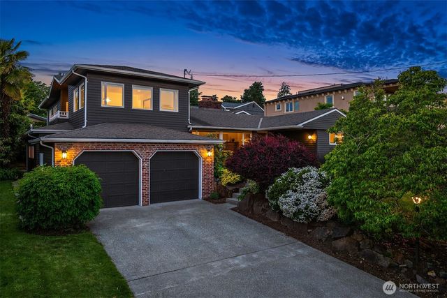 1333 98th Avenue NE, Clyde Hill, WA 98004