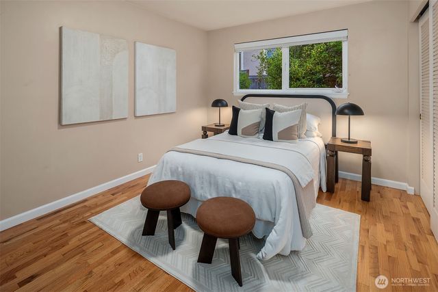 1333 98th Avenue NE, Clyde Hill, WA 98004