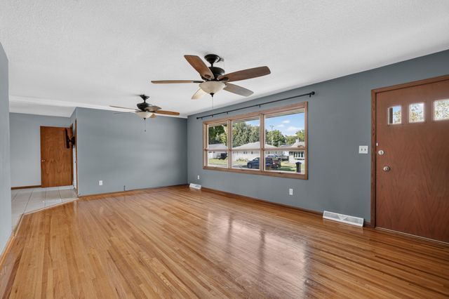 1802 26th Street NW, Rochester, MN 55901