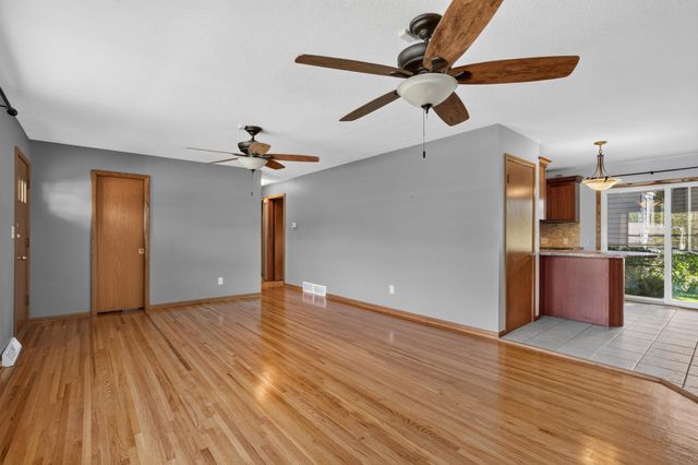 1802 26th Street NW, Rochester, MN 55901
