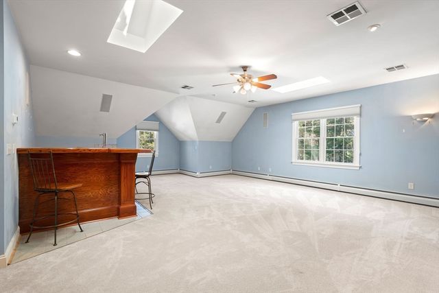 46 Mikayla Ann Dr, Rehoboth, MA 02769