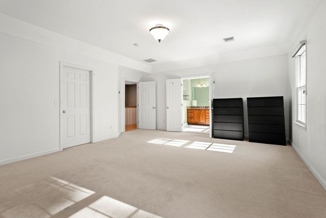 46 Mikayla Ann Dr, Rehoboth, MA 02769