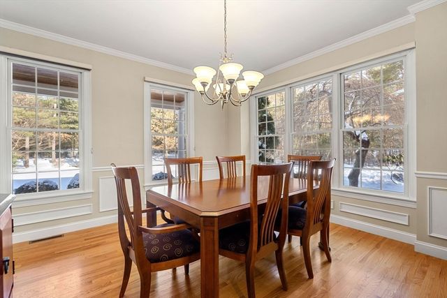 46 Mikayla Ann Dr, Rehoboth, MA 02769