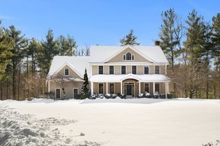46 Mikayla Ann Dr, Rehoboth, MA 02769