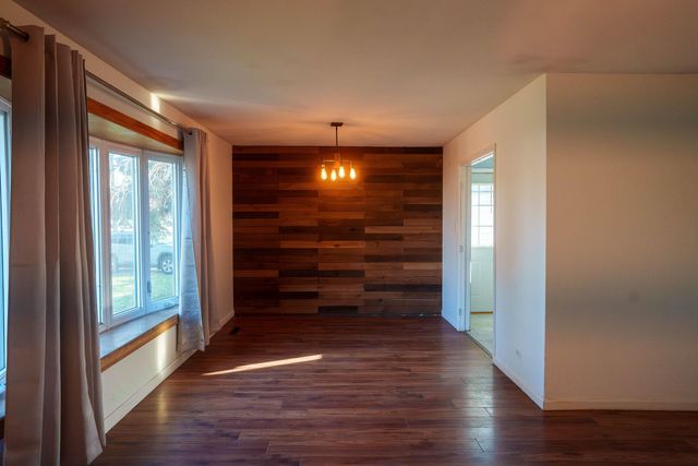 4501 W 90th Place, Hometown, IL 60456