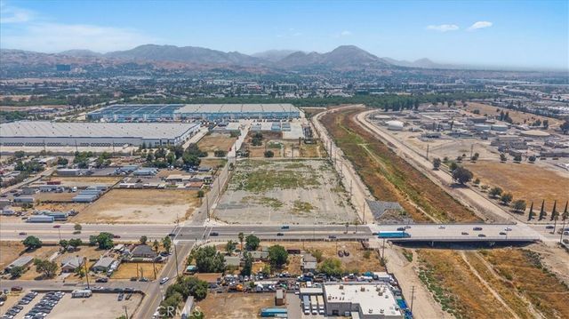 1144 S Washington, San Bernardino, CA 92408
