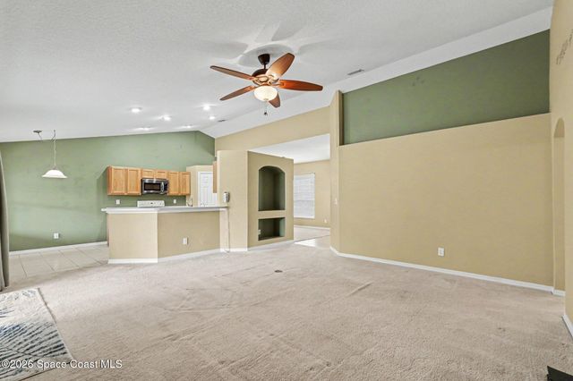 1129 Colonial Avenue SE, Palm Bay, FL 32909