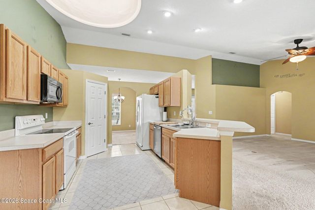 1129 Colonial Avenue SE, Palm Bay, FL 32909
