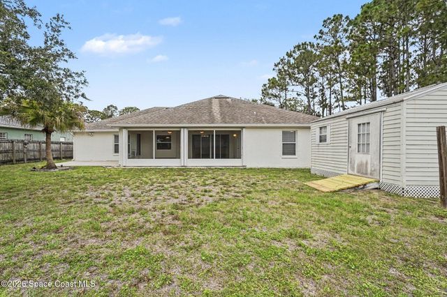 1129 Colonial Avenue SE, Palm Bay, FL 32909