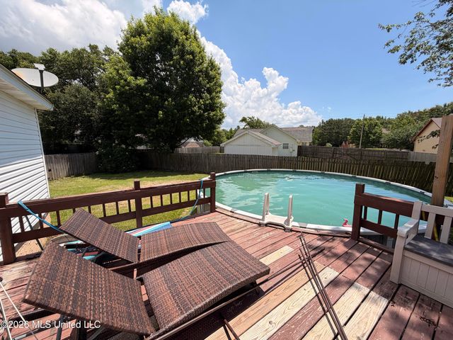 6700 Rue Mornay, Biloxi, MS 39532