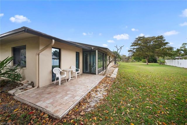 5846 Wild Fig LN, Fort Myers, FL 33919