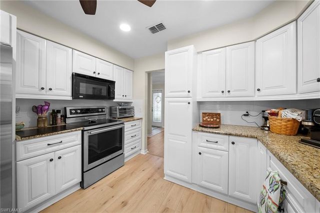 5846 Wild Fig LN, Fort Myers, FL 33919