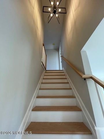 40 Roland Street, Keansburg, NJ 07734