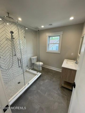 40 Roland Street, Keansburg, NJ 07734