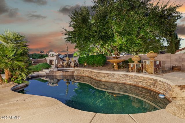 7281 W CIELO GRANDE Avenue, Peoria, AZ 85383