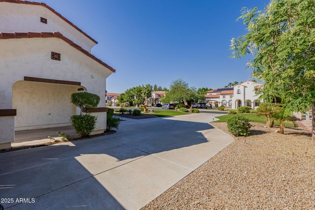 7281 W CIELO GRANDE Avenue, Peoria, AZ 85383