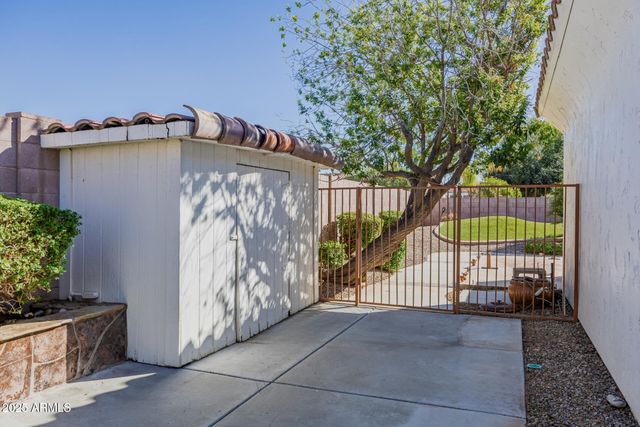 7281 W CIELO GRANDE Avenue, Peoria, AZ 85383