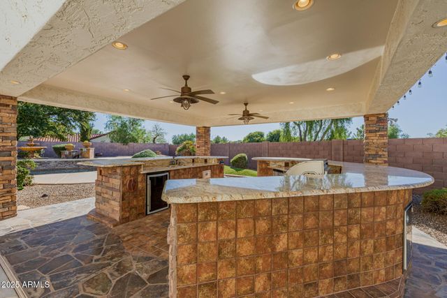 7281 W CIELO GRANDE Avenue, Peoria, AZ 85383