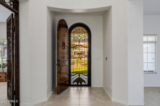 7281 W CIELO GRANDE Avenue, Peoria, AZ 85383