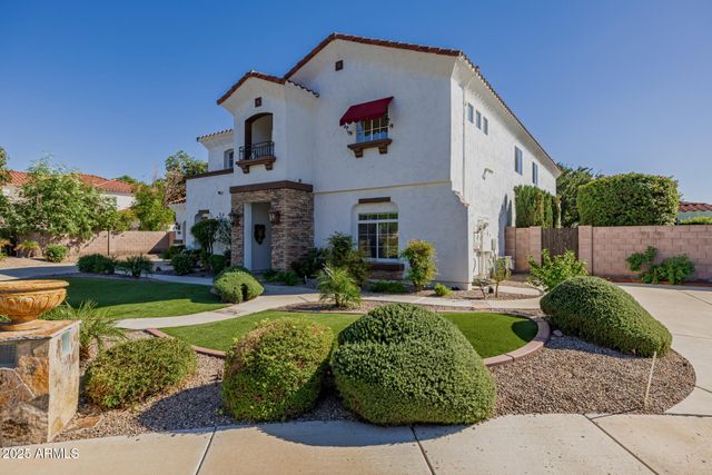 7281 W CIELO GRANDE Avenue, Peoria, AZ 85383