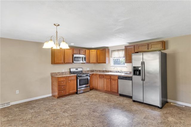 402 Highland Street, Sewickley Twp, PA 15637