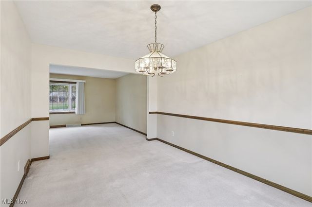 320 High Point Drive, Wadsworth, OH 44281