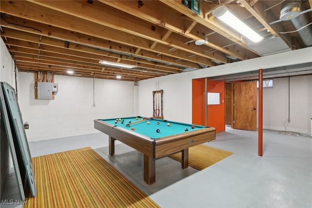 320 High Point Drive, Wadsworth, OH 44281