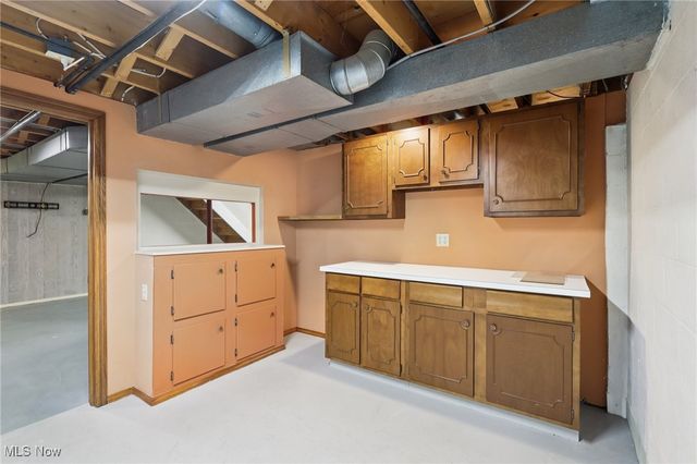 320 High Point Drive, Wadsworth, OH 44281