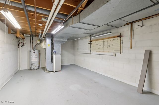 320 High Point Drive, Wadsworth, OH 44281