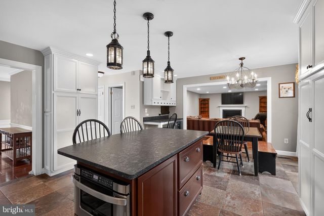 6 JENNIFER, Churchville, PA 18966