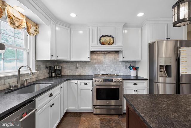 6 JENNIFER, Churchville, PA 18966