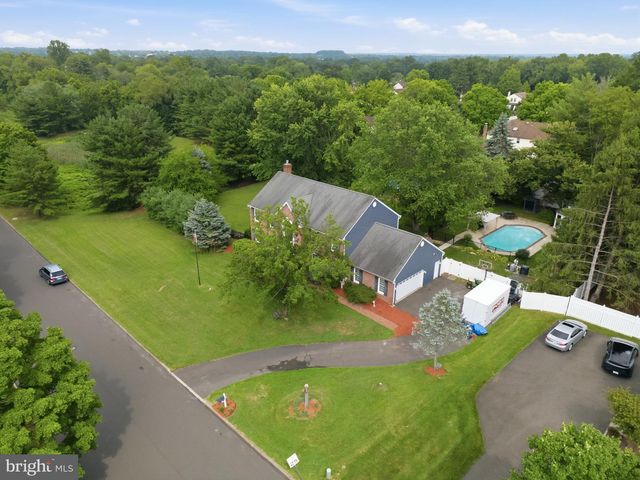 6 JENNIFER, Churchville, PA 18966