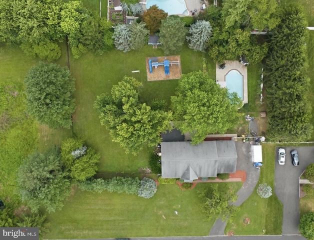 6 JENNIFER, Churchville, PA 18966