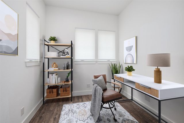 653 Enchanted Isles Drive, Mabank, TX 75156