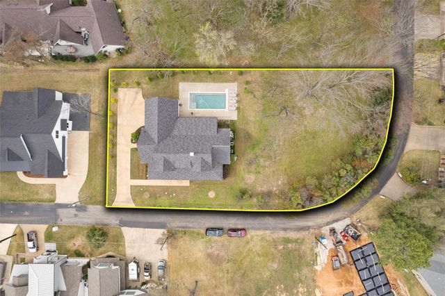 653 Enchanted Isles Drive, Mabank, TX 75156