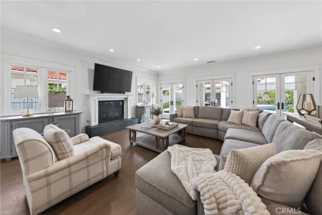1632 W 10th, San Pedro, CA 90732